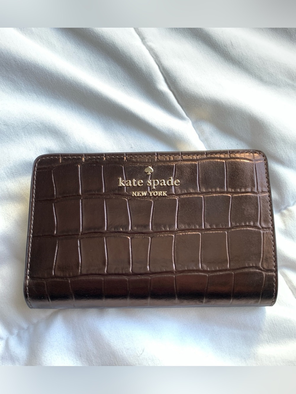 Kate Spade Madison Croc Embossed Bifold Wallet, Like New!